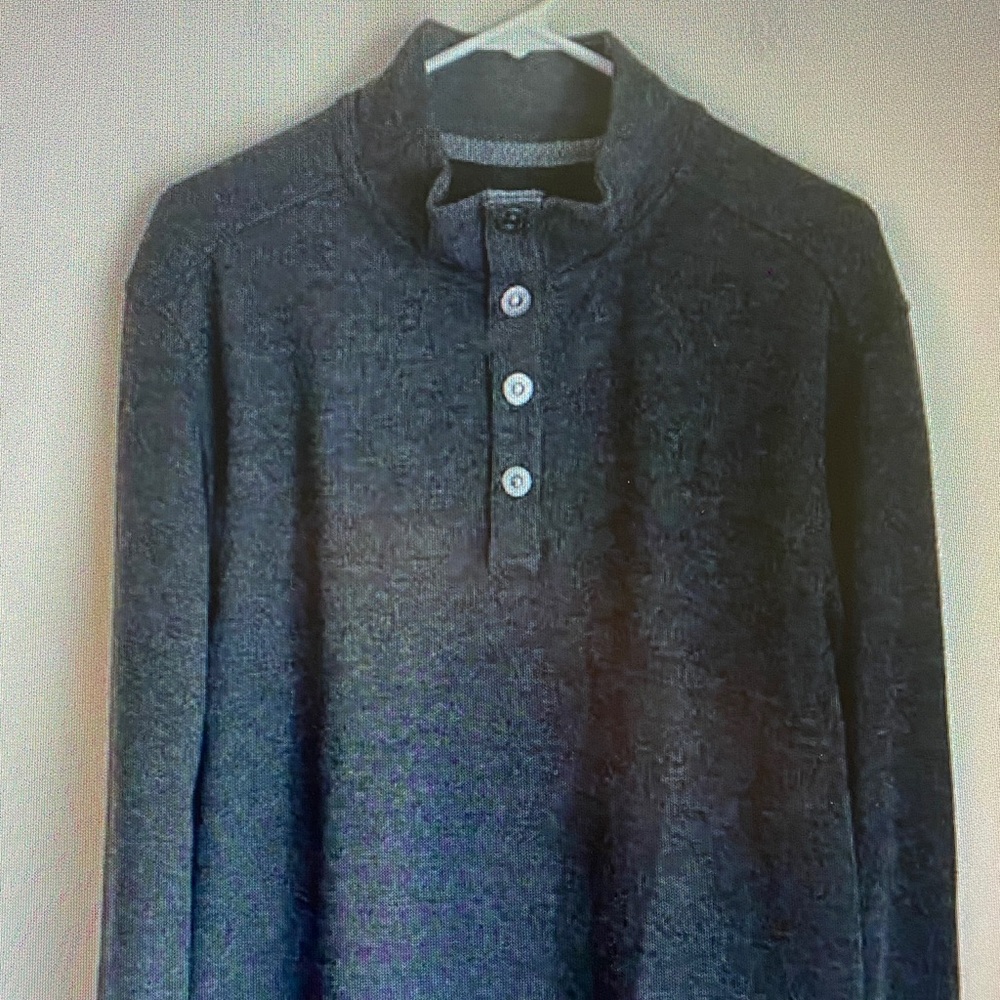 Tommy Bahama Men's Charcoal Gray Zip Henley Sweater